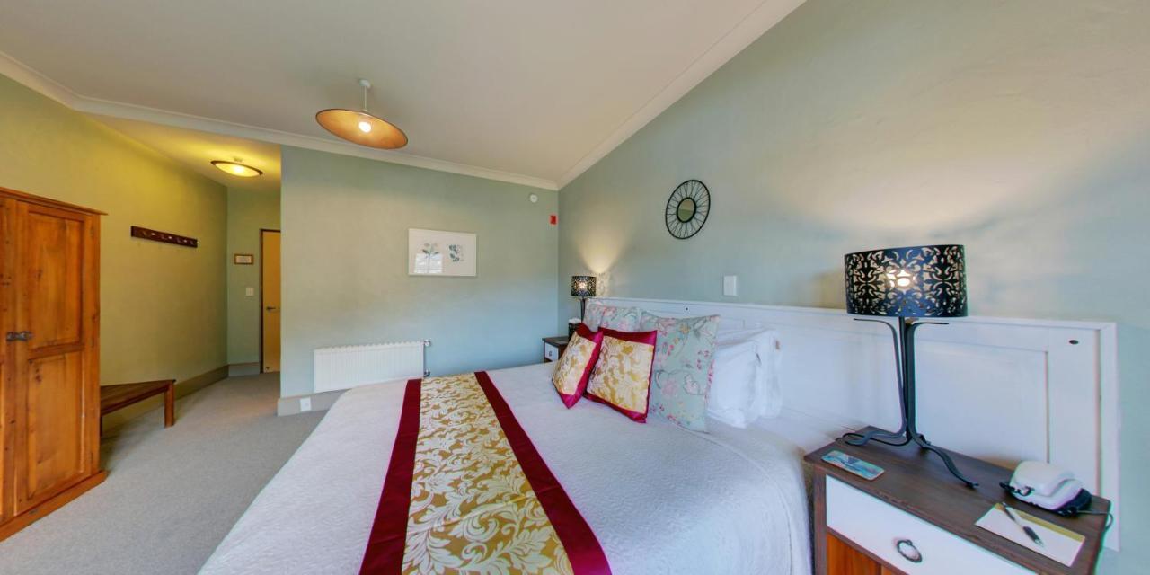 Browns Boutique Hotel Queenstown Room photo