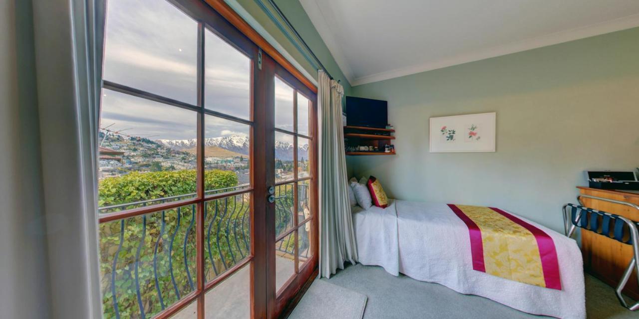 Browns Boutique Hotel Queenstown Room photo