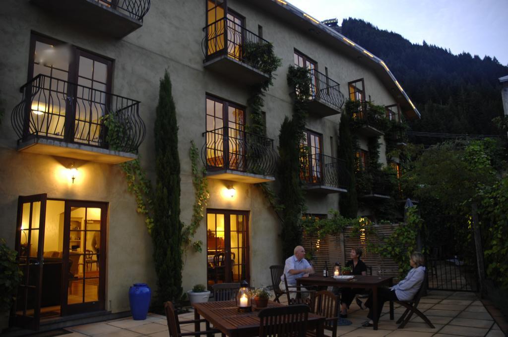 Browns Boutique Hotel Queenstown Exterior photo
